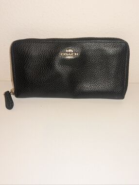 Coach Black Pebbled Leather Zip Wallet with Gold Hardware